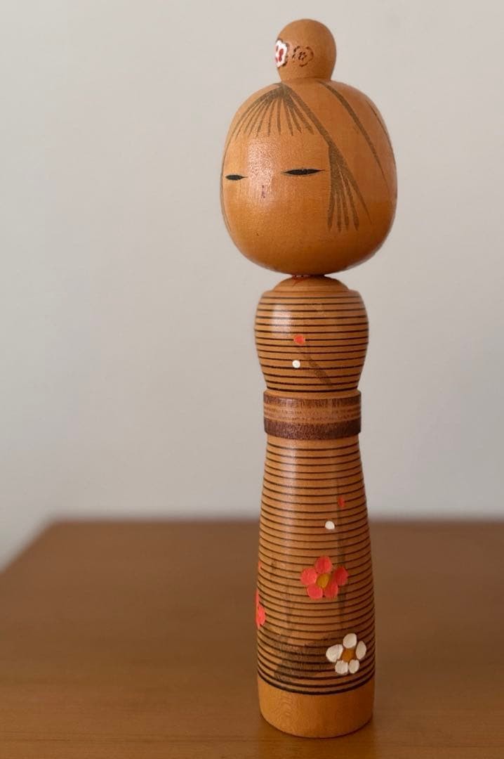 Yoshio Ohtani Kokeshi Doll 24.5cm Traditional Slender Elegant Wood Art