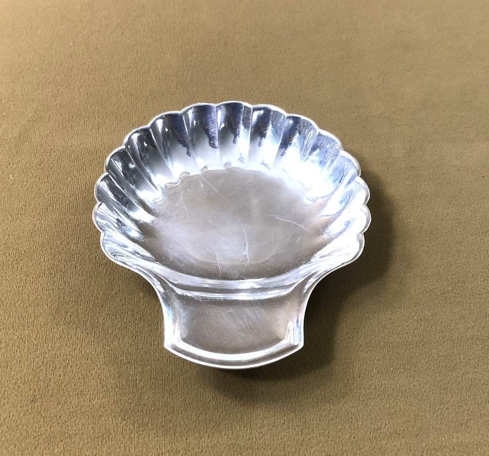 COQUILLE EN METAL ARGENTE (SILVER PLATED) ANGLAIS - coupelle / vide