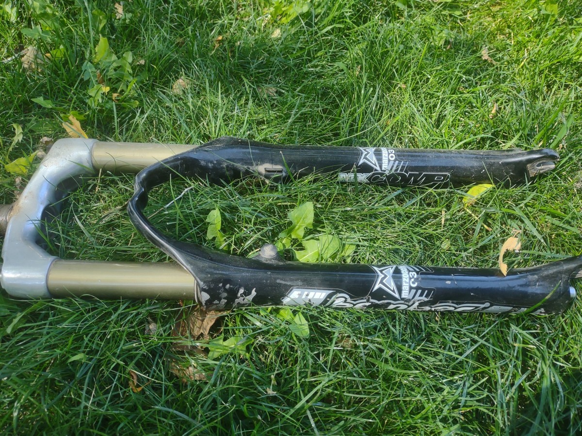 marzocchi MX comp フォーク　マルゾッキ Marzocchi MX Comp 03 1 1/8 Threadless Coil Spring MTB Fork 26 Rim