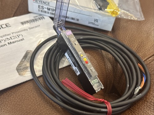 NEW SURPLUS Keyence ES-M1P Separate Amplifier Proximity Sensor FAST SHIPPING - Picture 4 of 10
