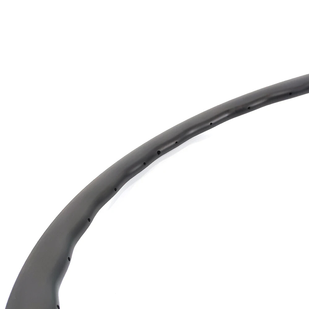 Cerchio per Bici da Strada 700C in Carbonio 24 Fori foto 2