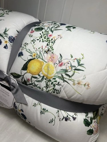 Pottery Barn Monique Lhuillier Positano Percale Comforter - Thumbnail 2