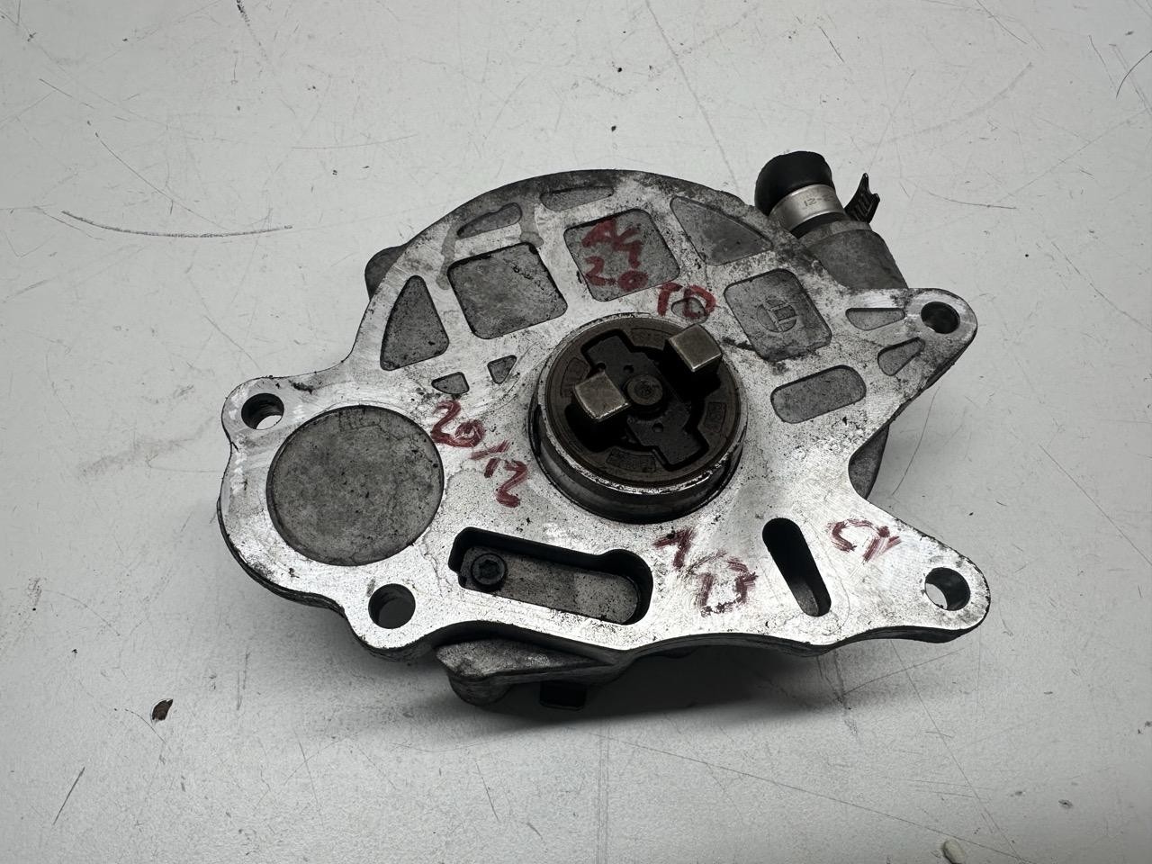 DEPRESSORE FRENI POMPA A VUOTO PER AUDI A4 Avant (8K5) 03L145100 Diesel 2.0 (08