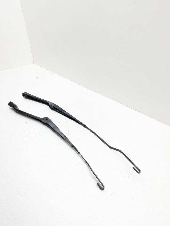 Juego de pares de brazos limpiaparabrisas derecho e izquierdo Jaguar S-Type 2001-2002 Foto 2 de 4