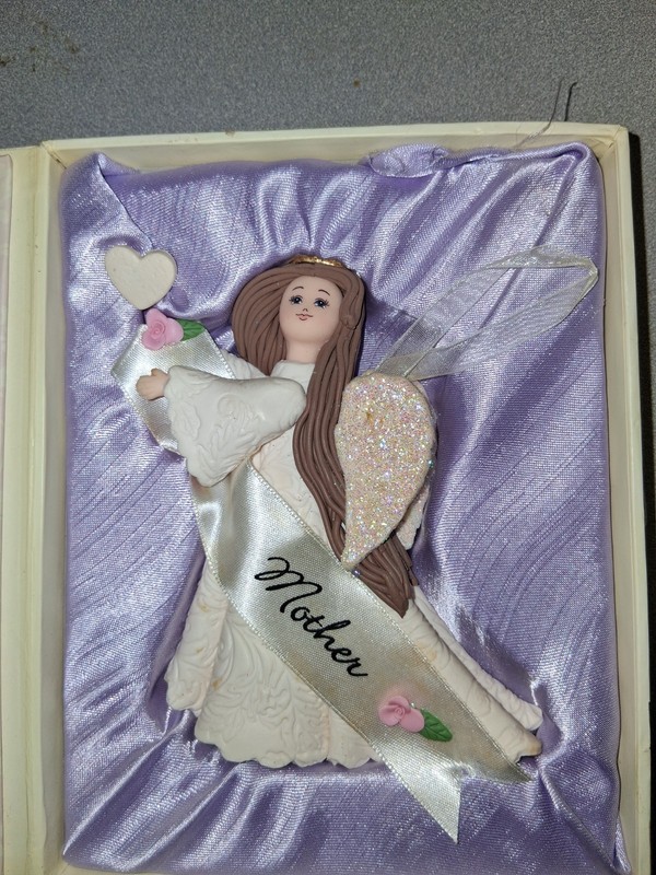 Mother's ornament with poem with beautiful box for someone wonderful