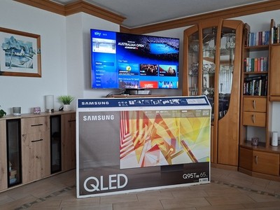 Samsung QLED 4K Fernseher Q95T 65 Zoll