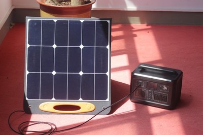 700W Power Station 674Wh Solargenerator Max-1200W Ladegeräte mit 160W Solarpanel
