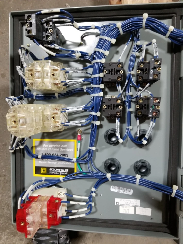 SQUARE D ECS-1011 SAFETY GATE ROBOT CONTROL BOX - Image 4 of 4