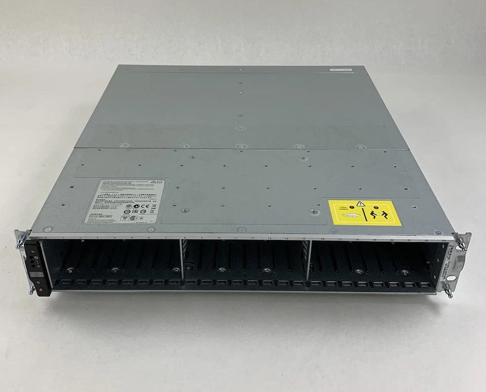 NetApp NAJ-1001 SAS Disk Array 24 Bay Shelf - No Logic, PSU, HDD Caddy, or Cover - Image 2 of 4