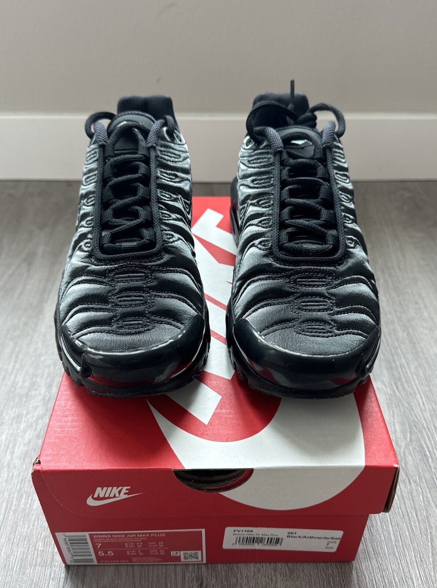 Nike Air Max Plus TN Black Anthracite Sail Size 7 W FV1169
