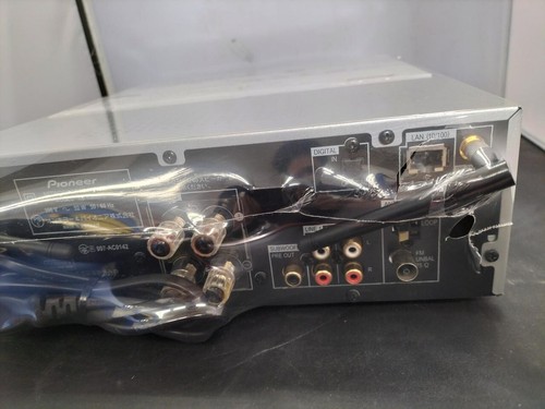 Pioneer XC-HM82 Network CD Receiver Silver bundle Remote Controller/cable/Manual - Picture 7 of 7