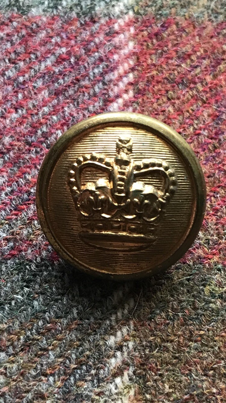 HM Customs & Excise ‘Waterguard’ Uniform Queen Elizabeth II Crown Brass Button-image