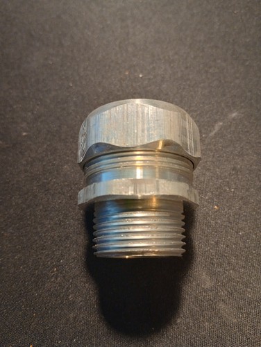 Electric Fitting- sealed outdoor strain relief - Picture 2 of 4