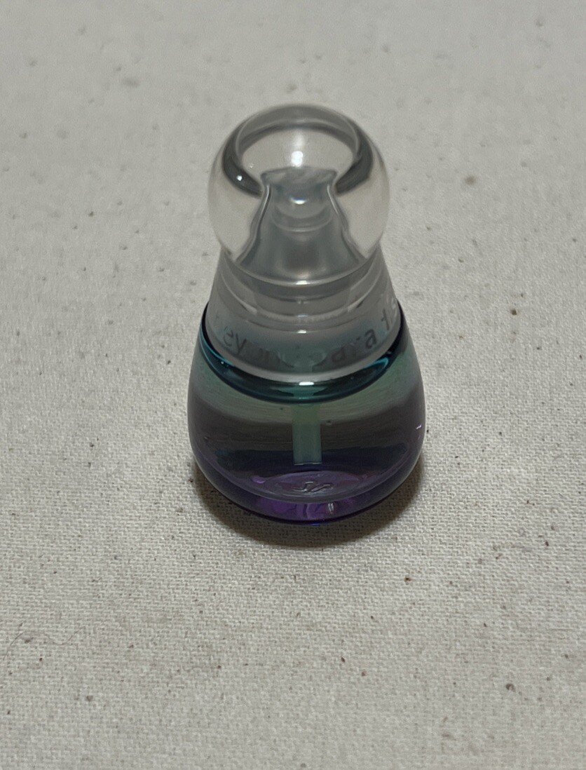 Estee Lauder BEYOND PARADISE Eau de Parfum .14 fl oz, Mini Estee Lauder BEYOND PARADISE Eau de Parfum .14 fl oz, Mini