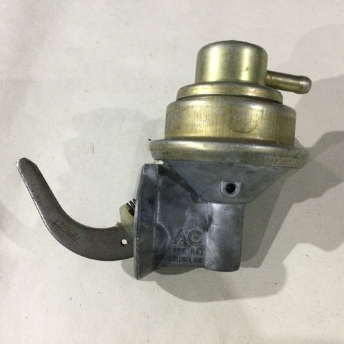 AC Delco RA1 7990127 Mechanical Fuel Pump 2 Pipe with lever NOS 4E6 01 18 - Picture 7 of 7