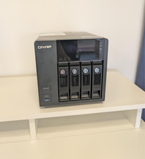 QNAP NAS TS-453 Pro - 4-Bay NAS - 4 x 2TB WD Red Hard Drives (8TB total)