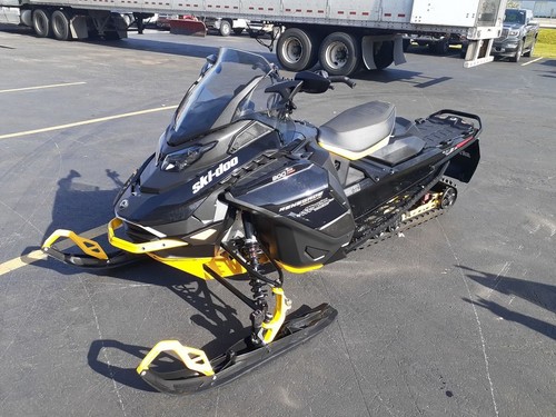 2024 Ski-Doo Renegade® Adrenaline® with Enduro Package Rotax® 900 ACE? Turbo Ice
