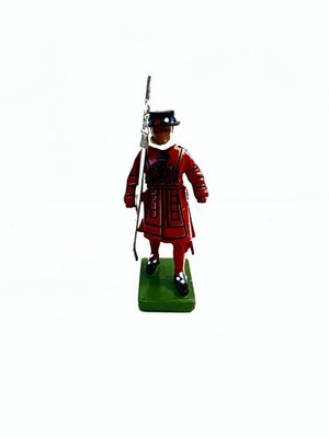 BRITAINS BEEFEATER / YEOMAN WARDER DIECAST 1990 Made in England (44) 