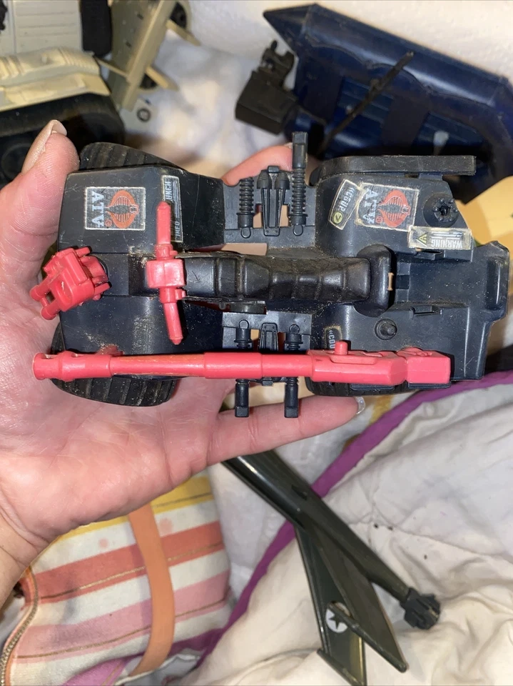 复古特种部队眼镜蛇雪貂全地形车 1985 孩之宝 ARAH — 第 3/4 张图片