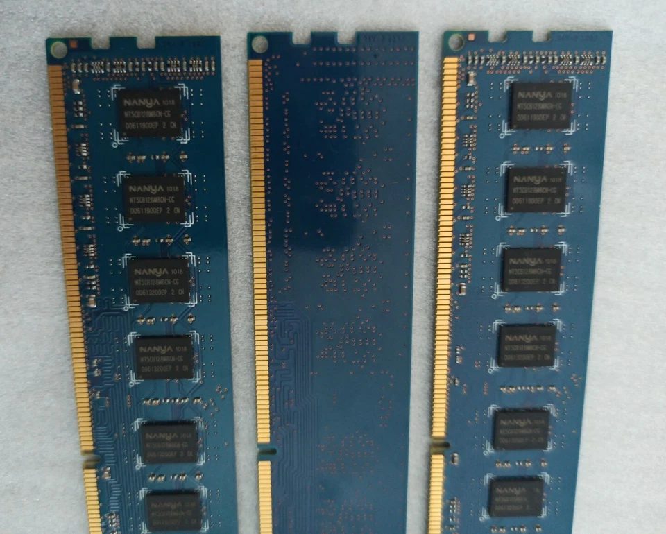 Nanya 6GB (3x2GB) 2Rx8 PC3-10600U NT2GC64B8HCONF-CG Desktop Ram Memomy - Image 2 of 4