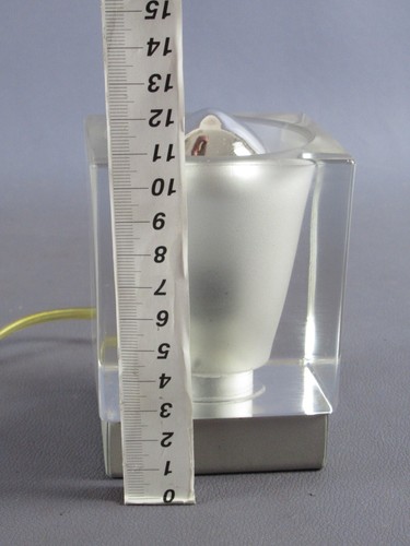Modernized Metal Base Ice Effect Glass Cube Table Lamp XX Sec. - Picture 4 of 18
