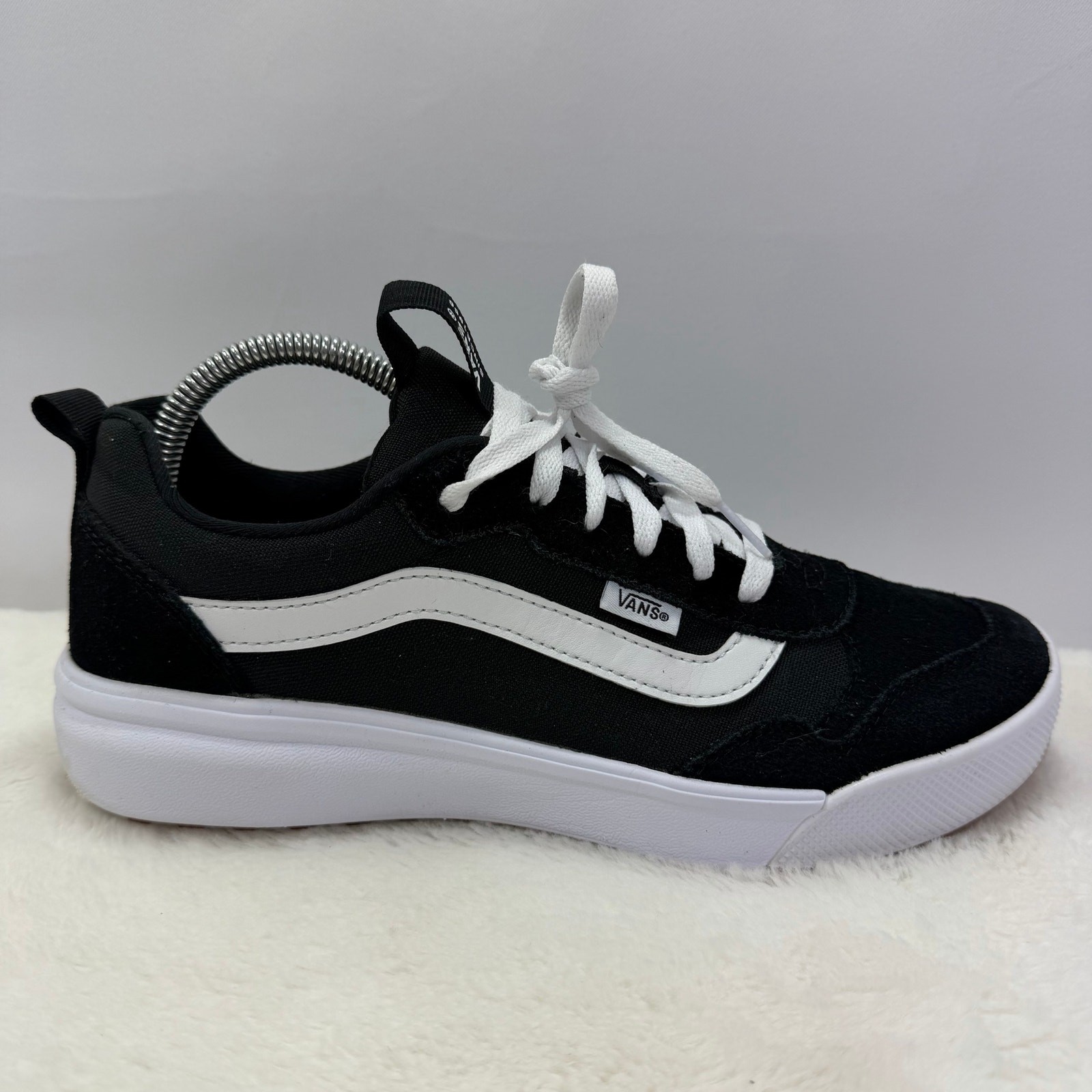 Vans Range EXP Black White Low Top Skate Sneakers Womens Size 10