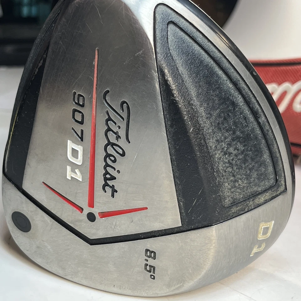 Titleist 907 D1 Driver 8.5* ALDILA 67g R-flex Graphite Shaft. RH. 45.5" W/ HC - Image 3 of 4
