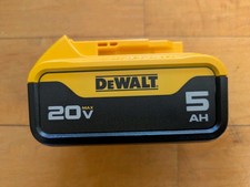 GENUINE OEM DeWalt DCB205 5AH 20 Volt MAX Lithium Ion Battery - NEW