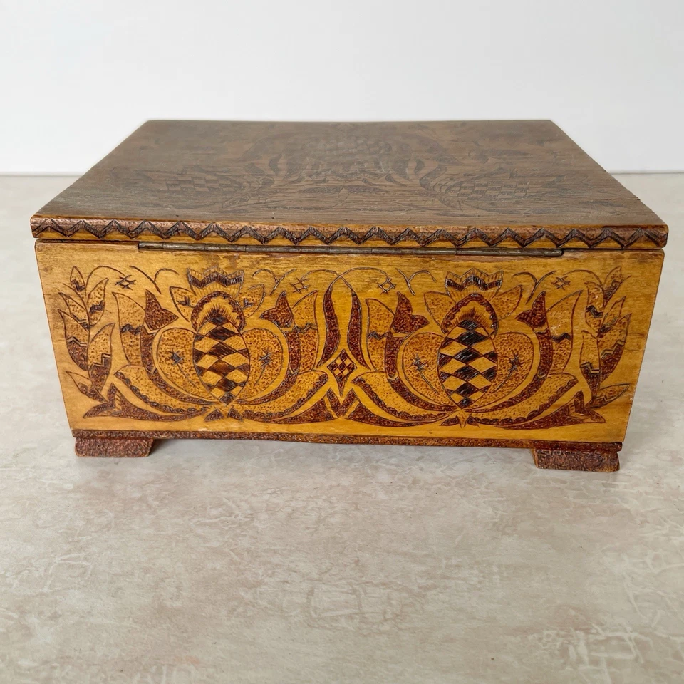 Vintage Pyrography Wood Burned Folk Art Box Hinged Lid Floral Bookshelf Decor - Image 4 of 4