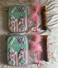 2 x Pukkalicious Hard Federmäppchen, 2 x Flamingo Stifte 2 x Harry Potter Bleistifte