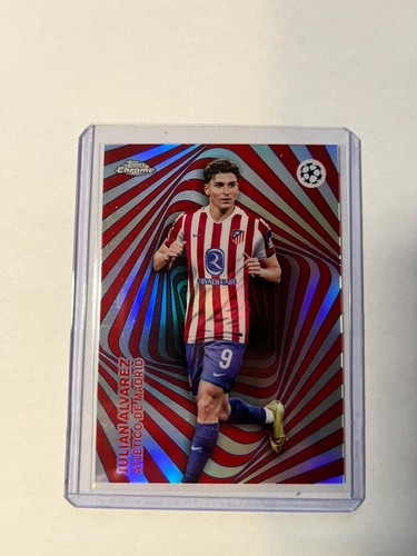Julian Alvarez #MG-3 2025 Topps UEFA Mindgame card