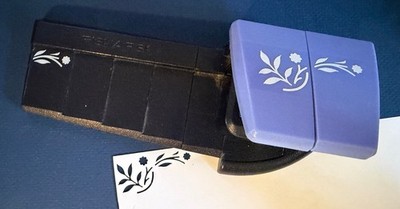 Fiskars Border and Corner Punch - Read Between the Vines