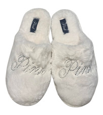 PINK Victoria Secret PINK Faux-Fur Closed-Toe Slipper Winter White Bling Logo M