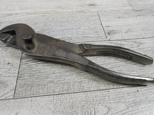 Wilde Wrench No 6 Slip Joint Adjustable Angle Nose Pliers 6" Long Vintage USA