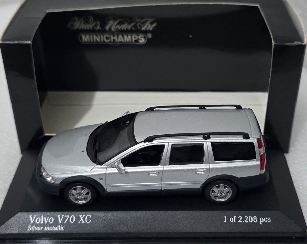 1/43 ボルボ V70 2000 シルバー 1/43 ボルボ V70 2000 シルバー