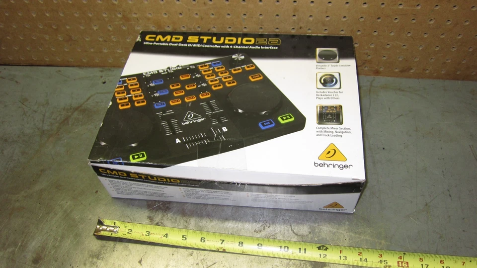 New BEHRINGER CMD 2A Portable Dual-Deck DJ MIDI Controller 4Ch Audio Interface - Image 2 of 4