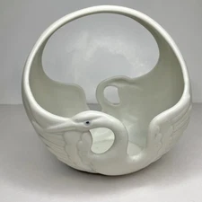 1983 FITZ & FLOYD FLYING CRANES EGRETS BASKET BOWL