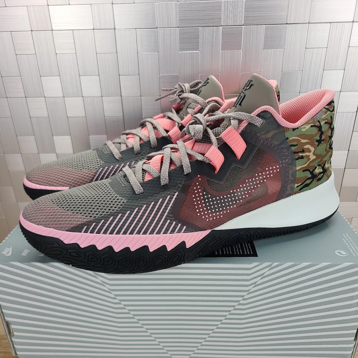 MENS SZ 12 NIKE CZ4100 005 KYRIE FLYTRAP 5 V Moon Fossil camo pink