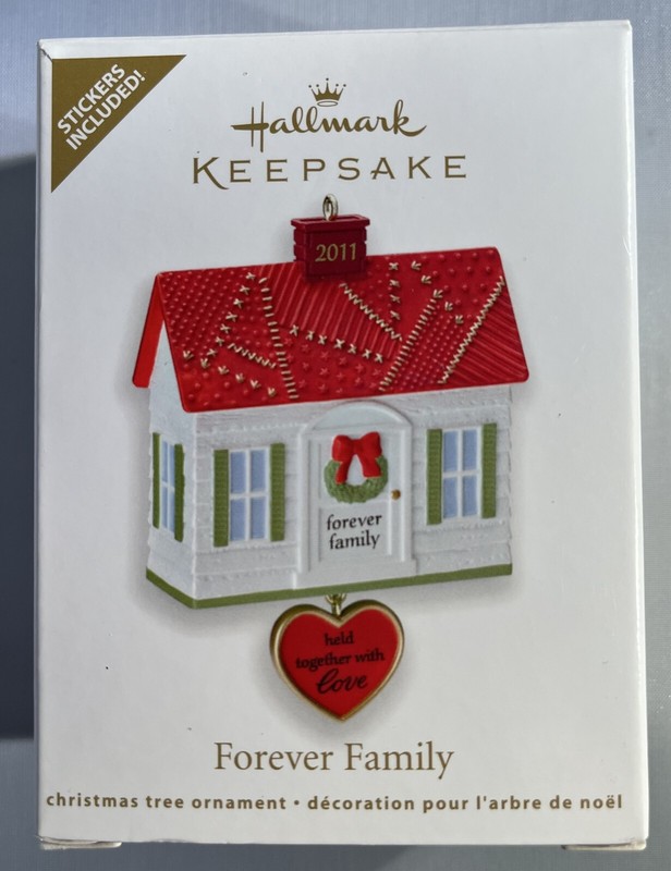2011 Hallmark Keepsake FOREVER FAMILY Ornament NEW IN BOX w/Stickers