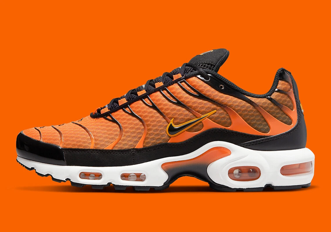 spejl Lige Periodisk Nike Air Max Plus TN Tuned Safety Orange Black University Gold DM0032-800  Men&#039;s | eBay