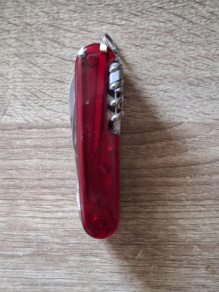 Victorinox Swiss , In Great Condition , Never Used  - Image 3 of 4