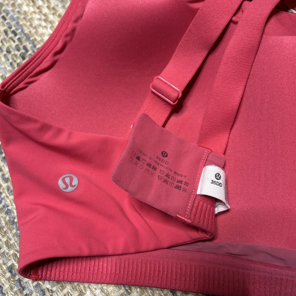 Sujetador deportivo Lululemon para mujer 36DD negro entrenamiento atlético activo para dama Foto 4 de 4