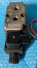 REXROTH R933000010 HYDRAULIC DIRECTIONAL CONTROL  VALVE L732C116BIOB010 6 PORTS