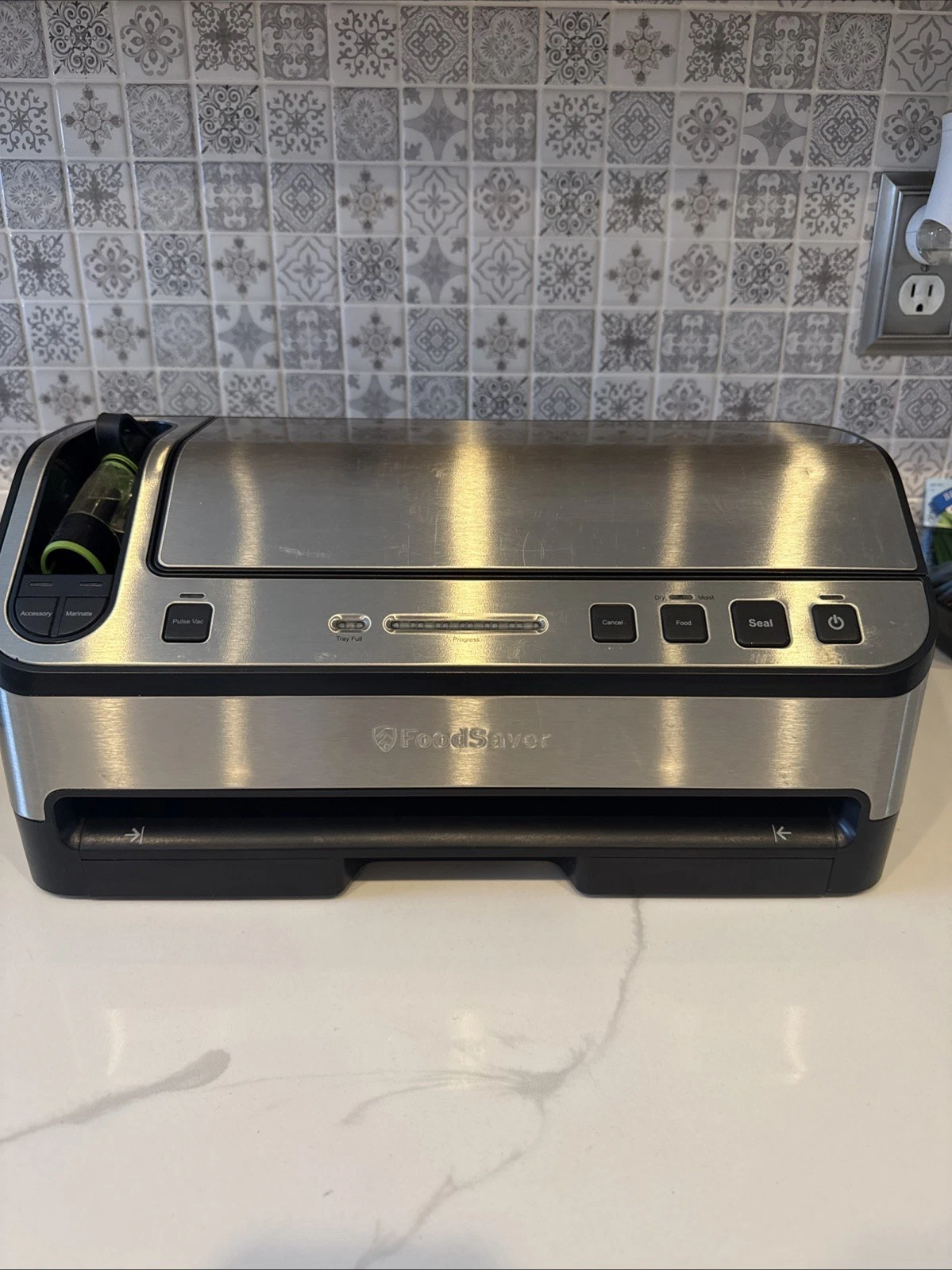 FoodSaver V4880 Automatic Stainless Vacuum Bag Food Preserver Sous Vide Tested