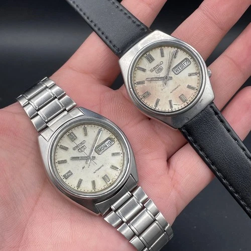 Lot of 2 Vintage Seiko 5 Automatic Men’s Watches – Fully Working