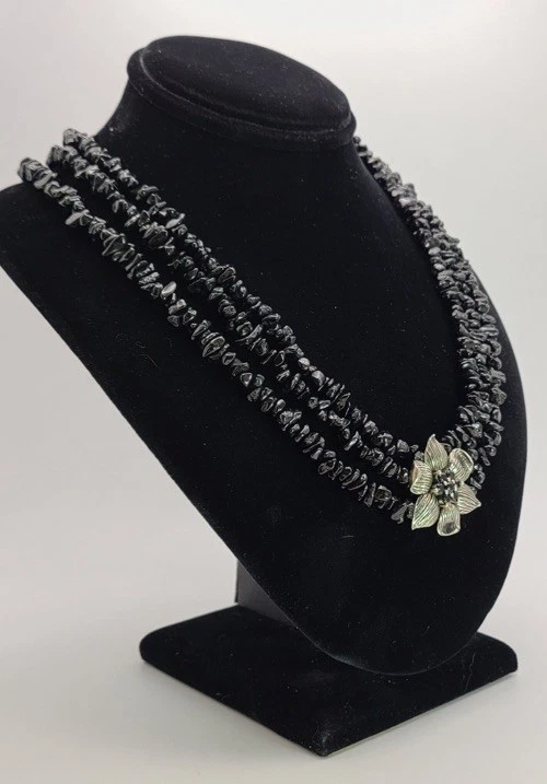 Black spinel , sterling silver free form multi strand flower necklace 20” - Image 2 of 4