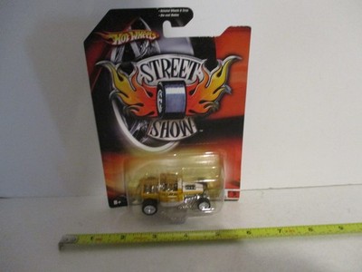 Hot Wheels Street Show #5 Bone Shaker 2006 MOC