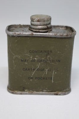Vintage Military 2oz Oil Can Standard Oil Company Bayway NJ -Used