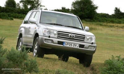 1998-2007 Toyota Land Cruiser 100 Series Rear Spring Hollow 48313