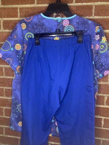 Jasco Uniform Women’s Scrub Set Top Pants Geo Medallion Blue Small - Picture 8 of 14